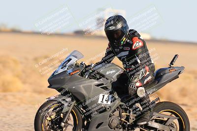 media/Oct-19-2024-CVMA (Sat) [[7df39c5a0d]]/Race 14-500-350 Supersport/